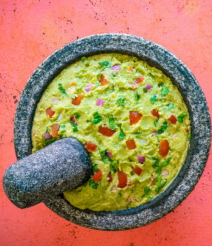 guacamole en mortero